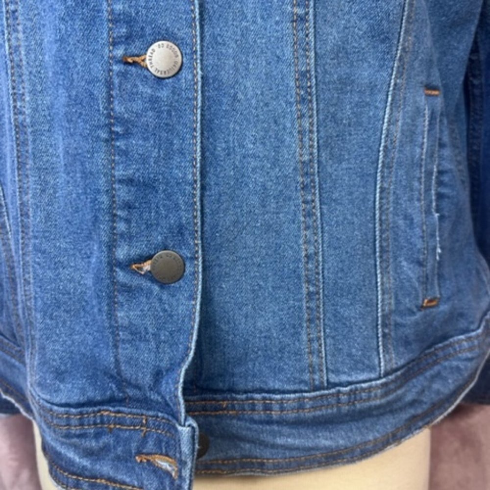 Womens Denim Jacket Button Down Universal Thread Jacket Size XL - Picture 3 of 10